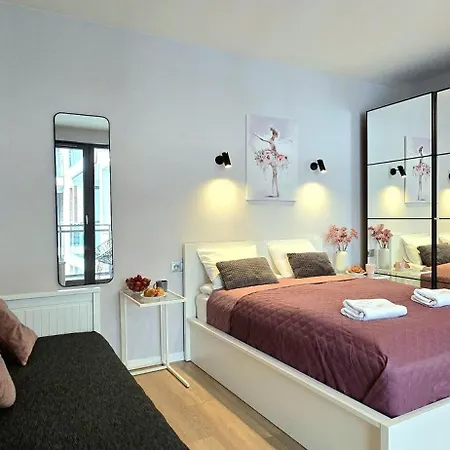 Garden By Triapart Apartment