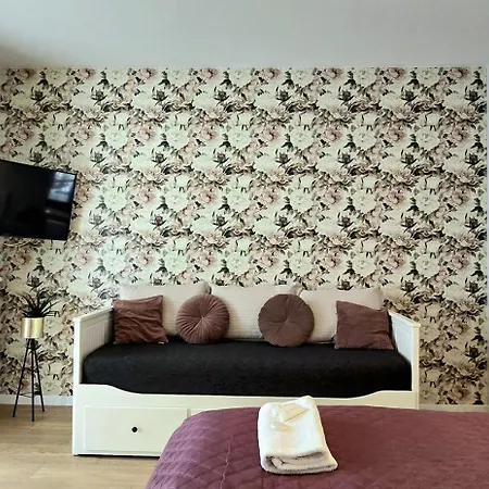 公寓 Garden By Triapart