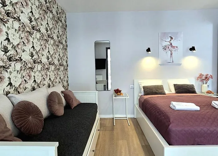 דירה Garden By Triapart *